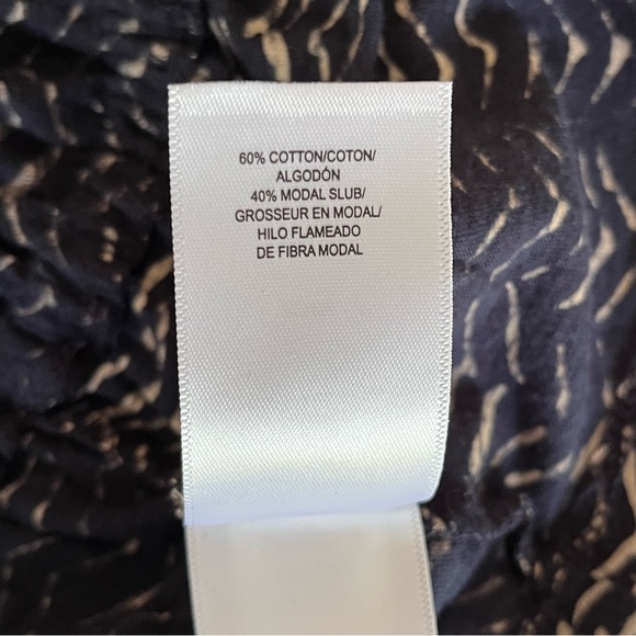 {Lucky Brand} Abstract Chevron Print Peplum Blouse in Navy & Tan - Medium - NWT - Picture 7 of 8